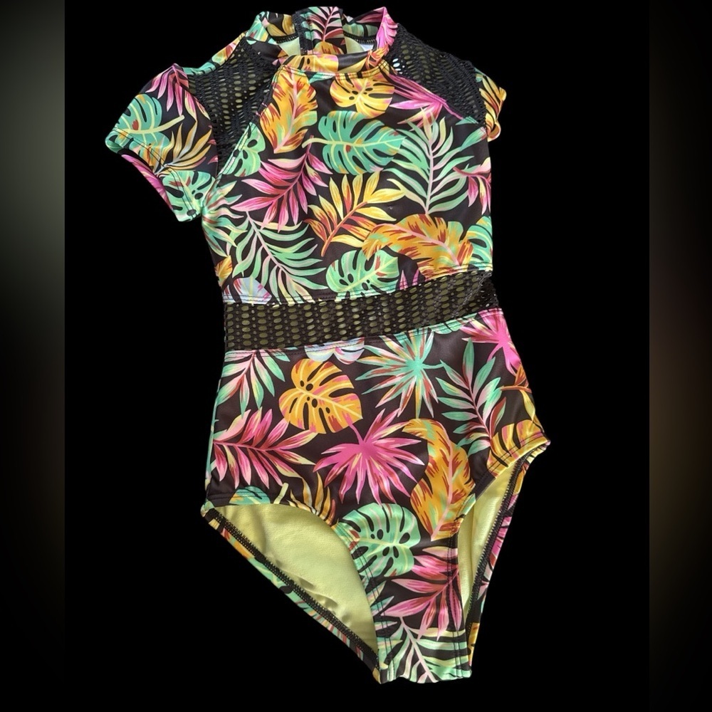 Art Class Tropical Leaf Short Sleeve One-Piece Swimsuit . Size XS 4/5